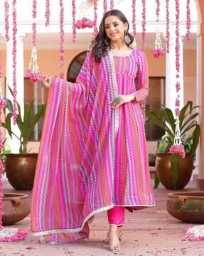 geometric print anarkali kurta set