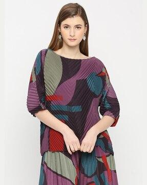 geometric print boat-neck top