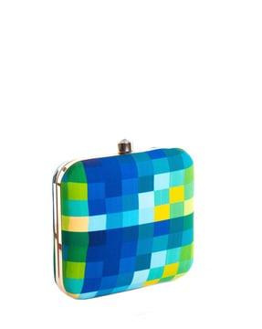 geometric print classic clutch