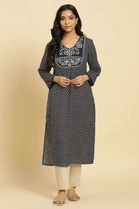 geometric print cotton blend v-neck women's casual wear kurta - multi