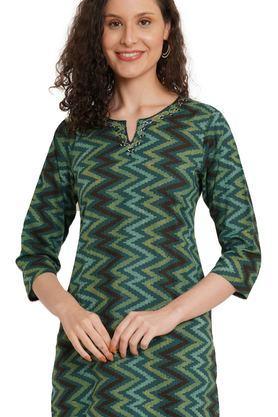 geometric print cotton round neck women's casual wear kurti - green