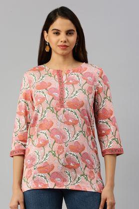 geometric print cotton v-neck women's kurti - peach