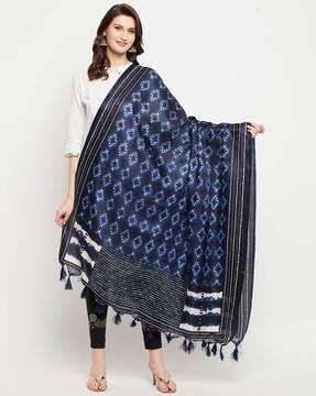 geometric print dupatta with tassels