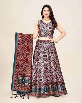 geometric print flared lehenga choli set with dupatta