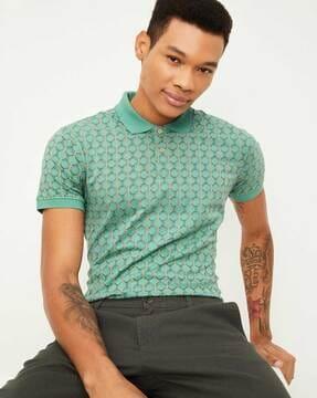 geometric print regular fit polo t-shirt