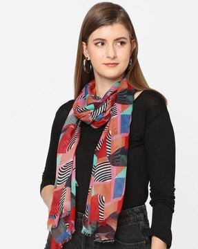 geometric print scarf