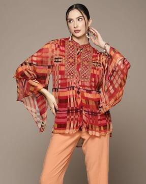 geometric print shirt tunic with embroidered accent