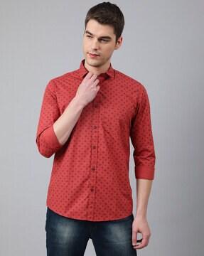 geometric print shirt with patch-pocket