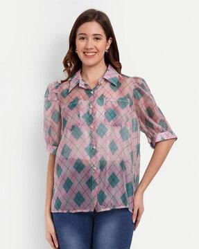 geometric print shirt with patch pockets
