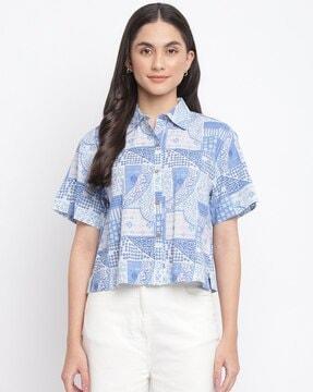 geometric print shirt with short sleeves