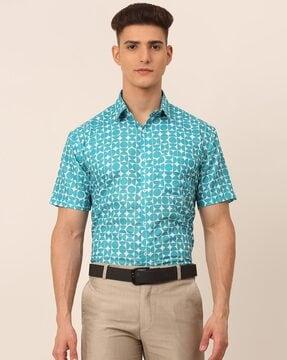 geometric print shirt with spread collar