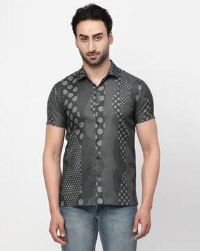 geometric print shirt