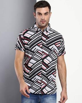 geometric print short-sleeve shirt