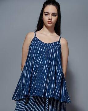 geometric print sleeveless top