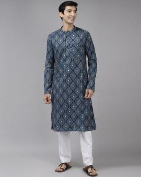 geometric print slim fit kurta with patch pocket