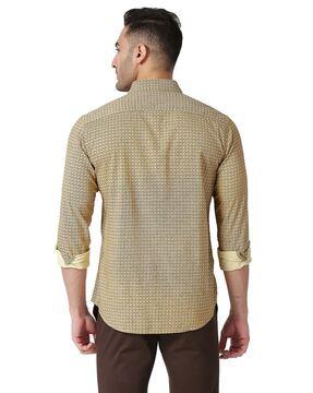 geometric print slim fit shirt with patch pocket