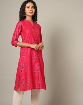 geometric print straight kurta with insert pocket