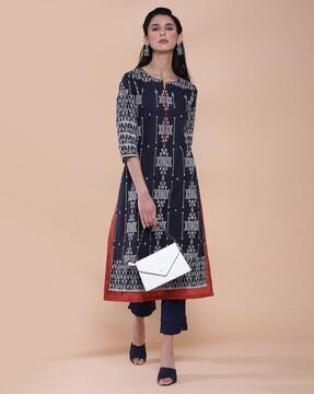 geometric print straight kurta with mask