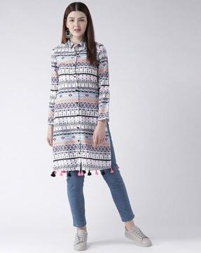 geometric print straight kurta with tassels