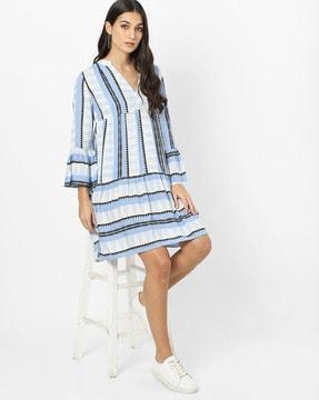 geometric print tiered dress