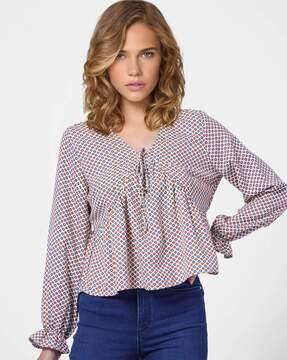 geometric print v-neck peplum top