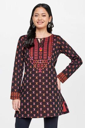 geometric viscose round neck women's tunic - black