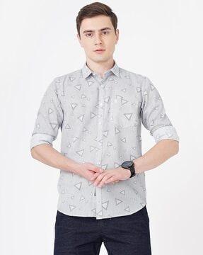 geometric woven shirt with patch pocket