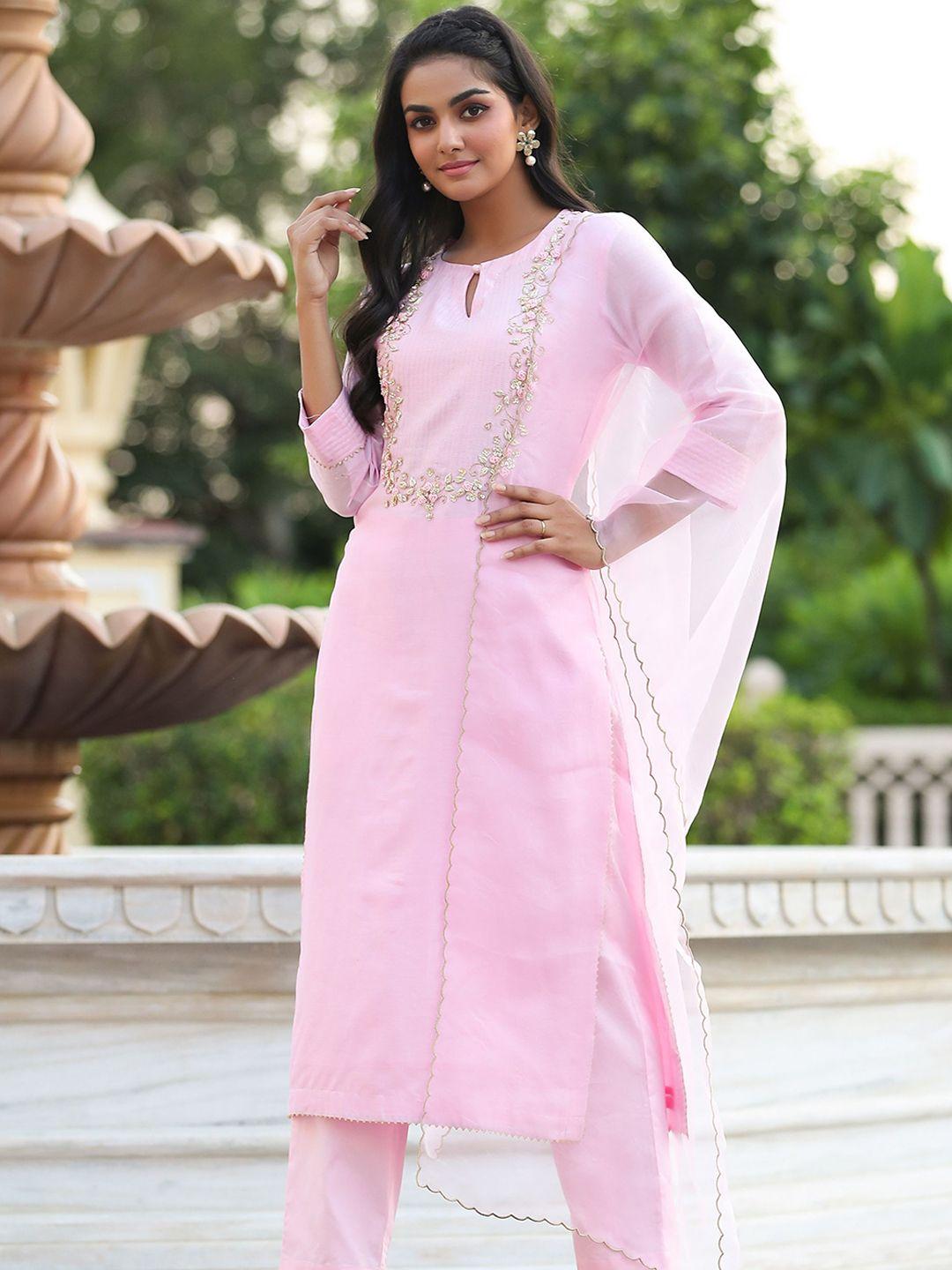 gillori women pink ethnic motifs embroidered regular zardozi chanderi silk kurta with trousers & with dupatta