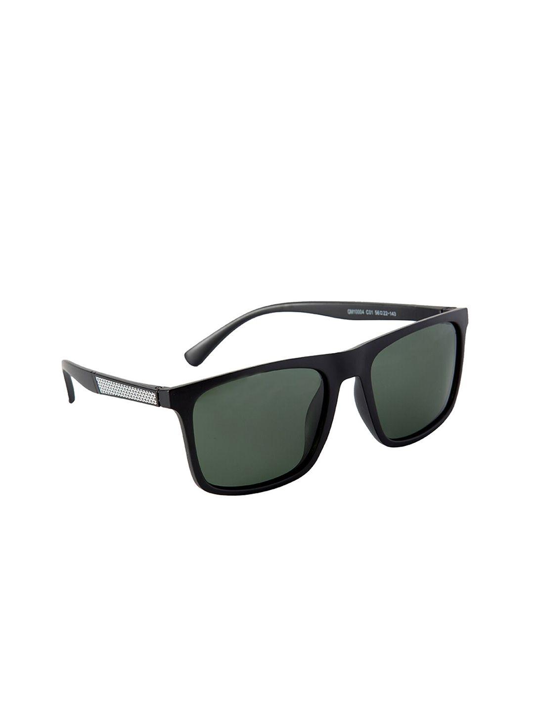 gio collection men grey lens & black wayfarer sunglasses with uv protected lens-gm10004c01