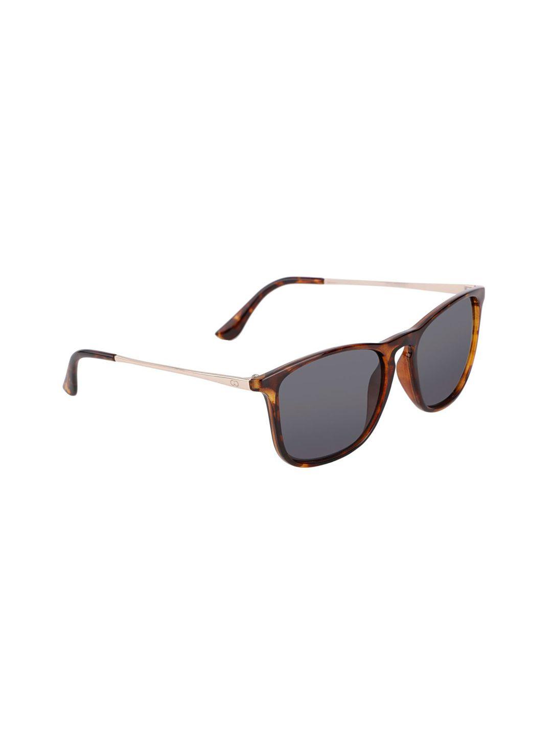 gio collection unisex wayfarer sunglasses g7057tbrw