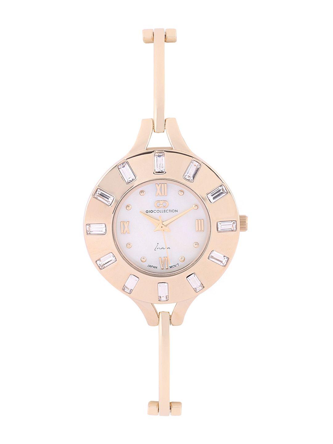 gio collection women gold-toned analogue watch g2125