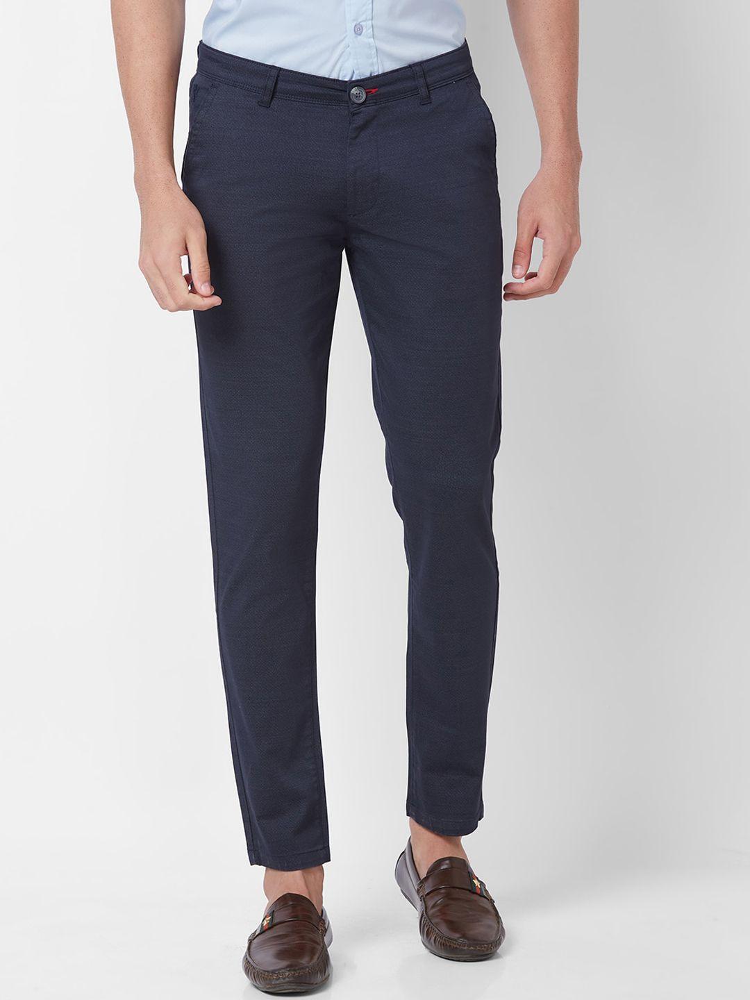 giordano men mid-rise slim fit chinos trousers