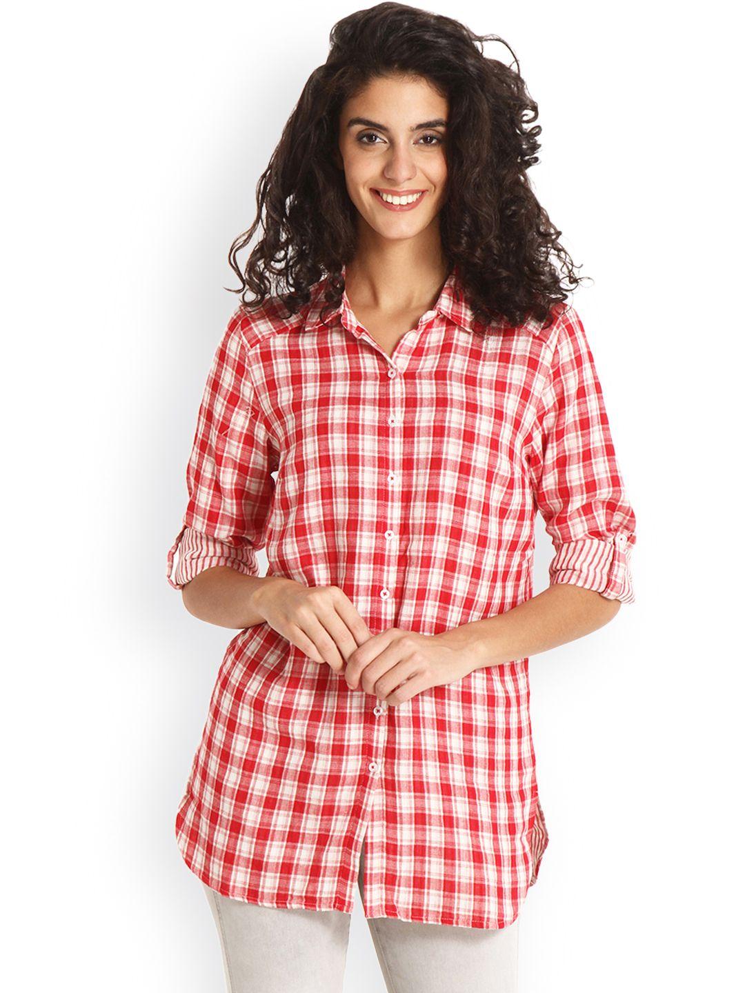 gipsy women red & white regular fit checked casual shirt