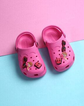 girl round-toe applique clogs