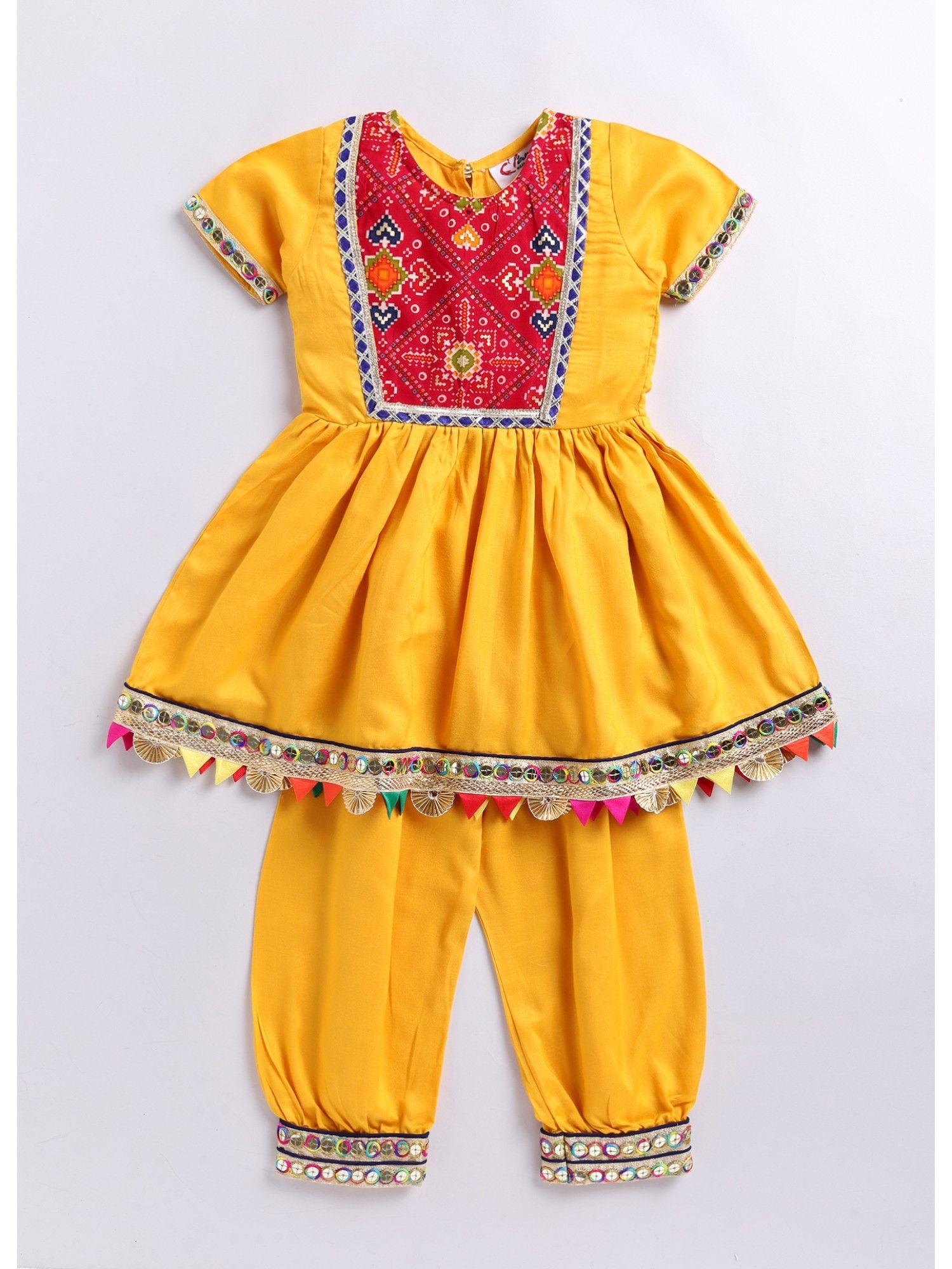 girls rayon ethnic yoke kurta & solid pyjama with laces mustard (set of 2)