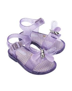 girls flat sandals with buckle fastening