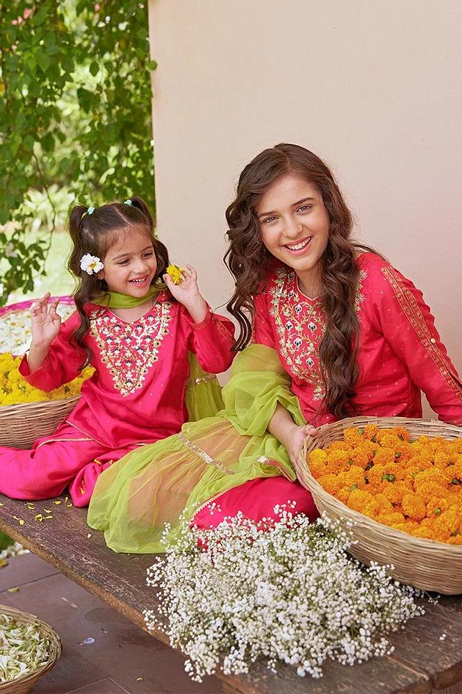 girls liva pink embroidered kurta with dhoti pants and green dupatta