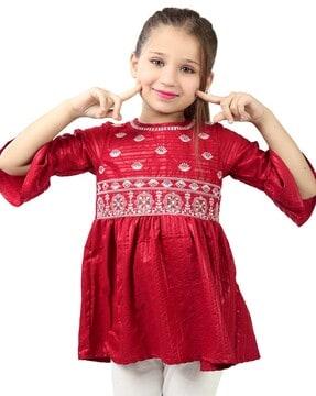 girls relaxed fit embroidery round-neck top