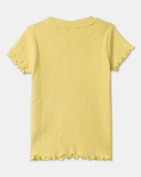 girls round-neck top with floral embroidery