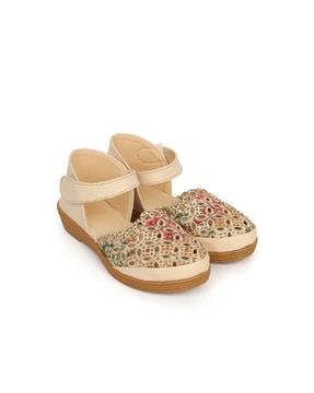girls round-toe flat sandals