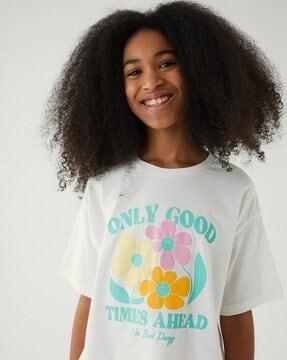 girls typographic print relaxed fit round-neck t-shirt