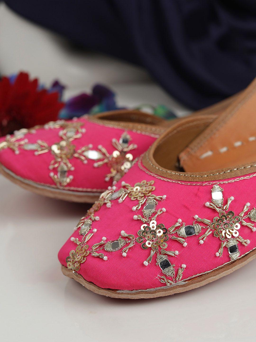 glam story women pink embellished ethnic mojaris flats