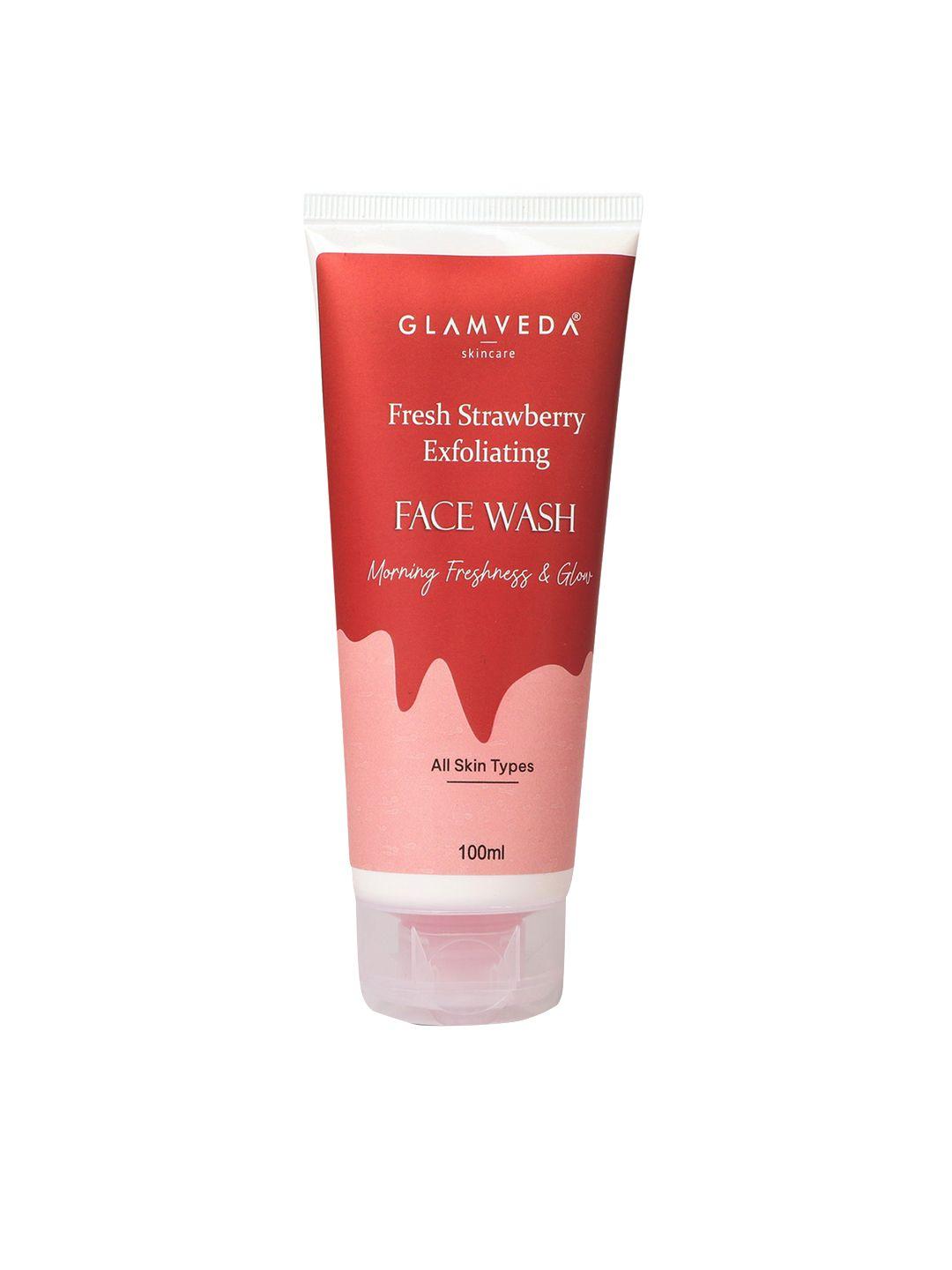 glamveda skincare tan-removal strawberry exfoliating face wash - 100ml