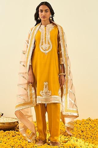 glaze mustard kurta set with embroidery