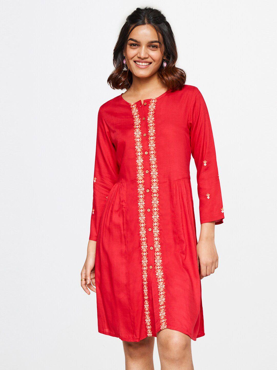 global desi floral embroidered round neck tunic