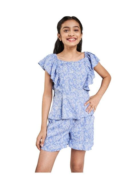 global desi girl blue printed top with shorts