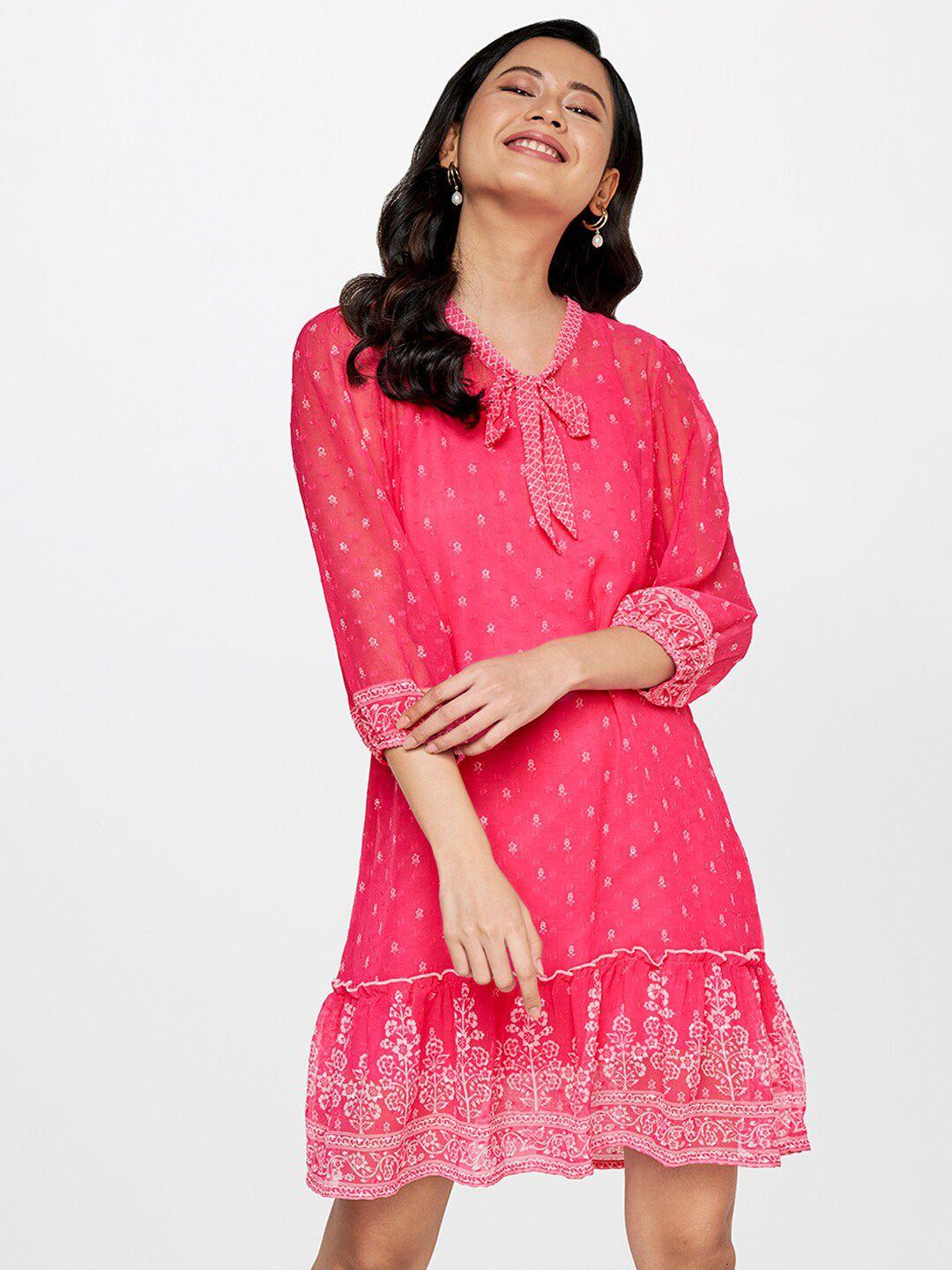 global desi coral & white floral tie-up neck a-line dress