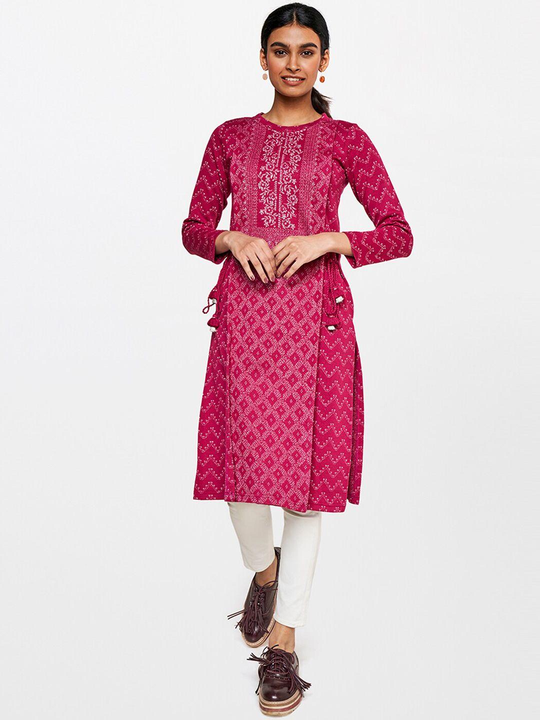 global desi geometric thread work kurta