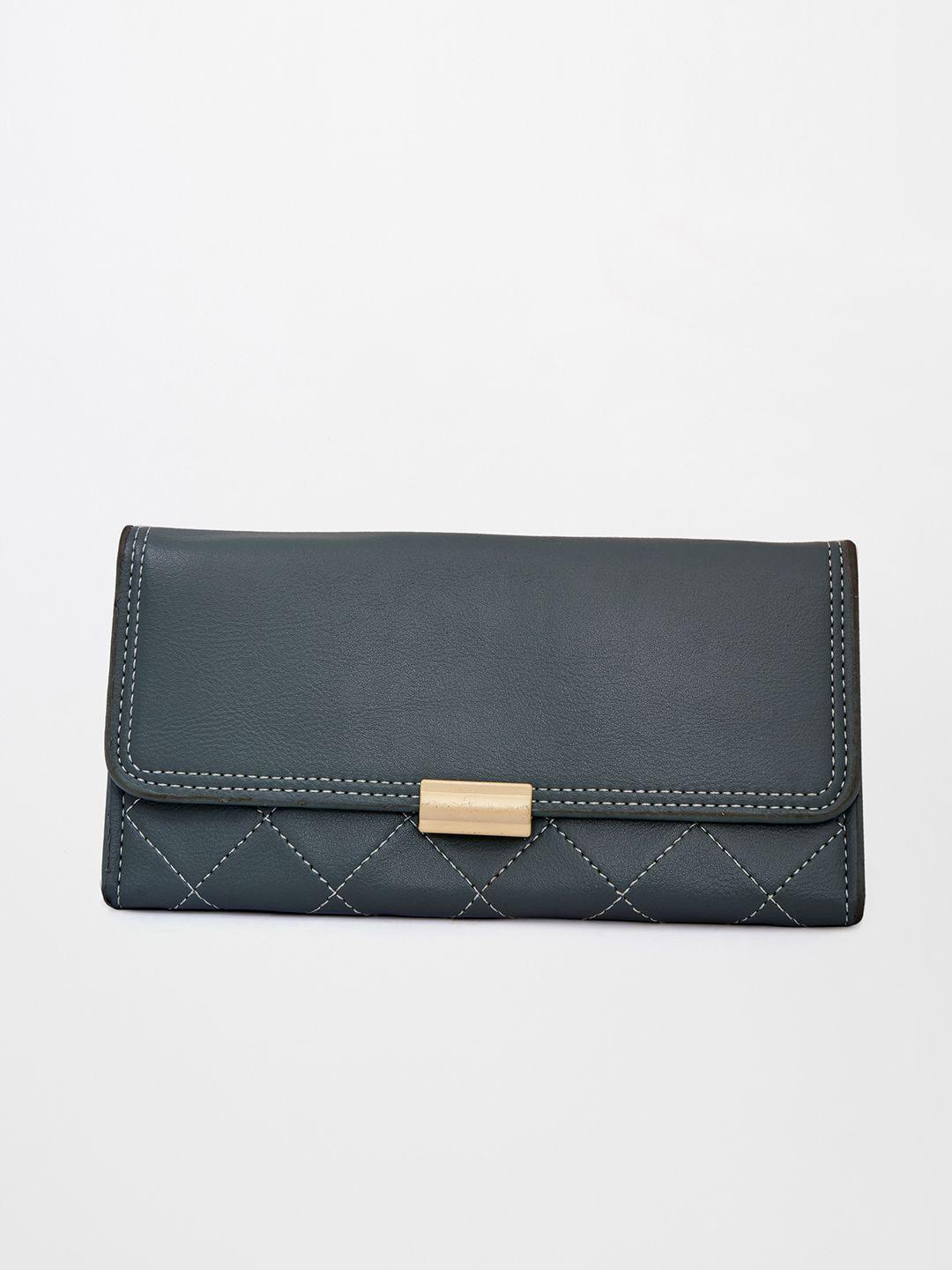 global desi grey textured purse clutch