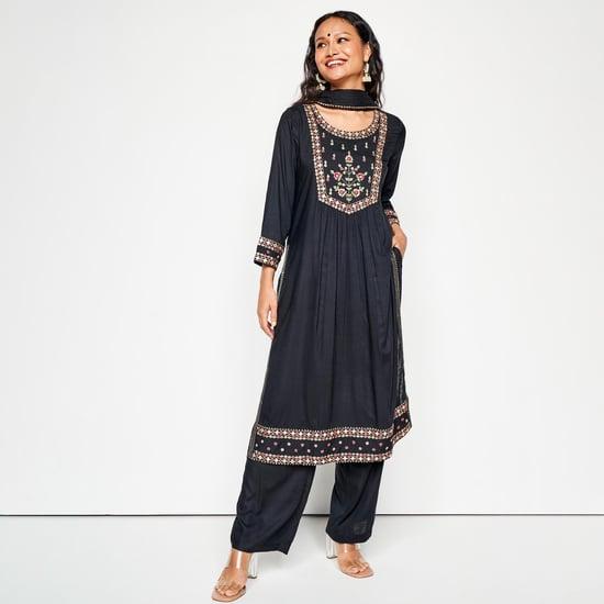 global desi women embroidered straight kurta set